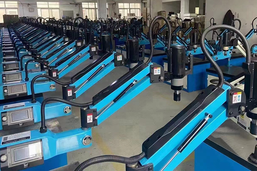 攻丝机组装车间